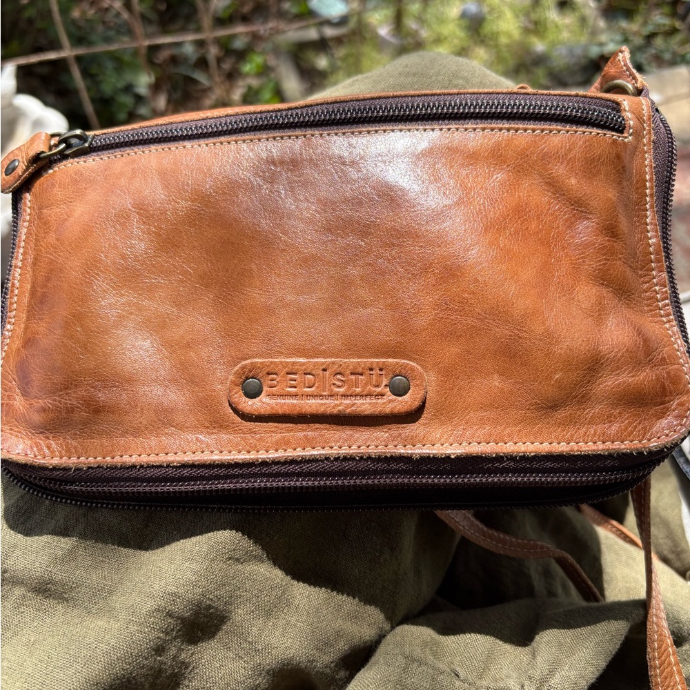 BED|STU Brown Leather Toiletry Bag with Dark Brown Trim
